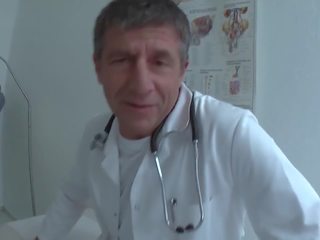 Urin spiele beim doktor, brezplačno xnnxx umazano film film f7