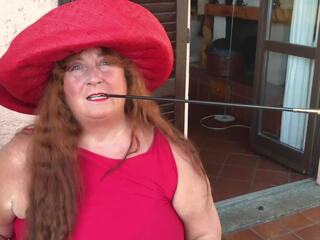Augusta- א מְצוּיָן smoker עם שלה מאוד ארוך מחזיק: הגדרה גבוהה מבוגר סרט 72